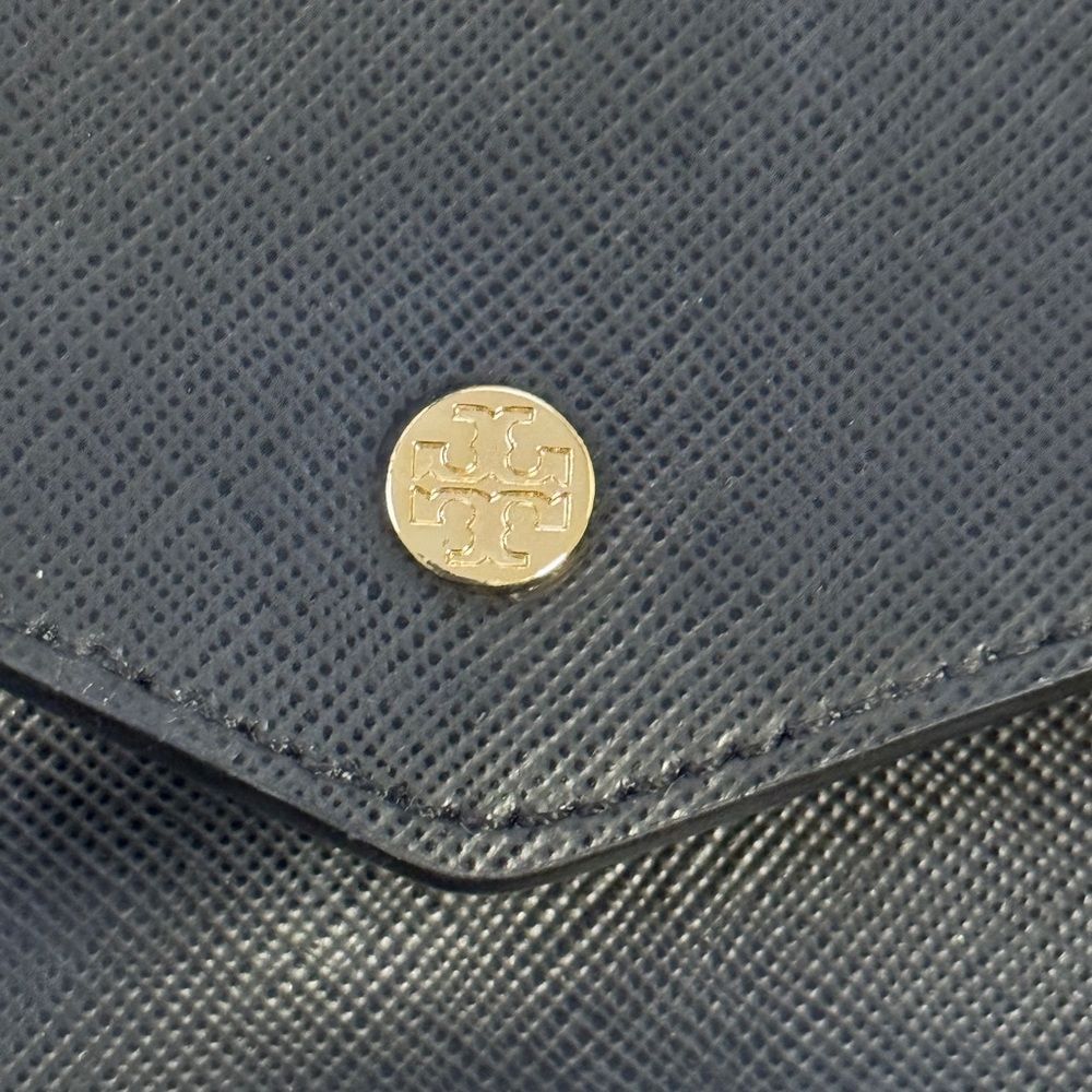 Tory Burch Saffiano Leather Mini Crossbody Bag NWOT - Picture 3 of 9